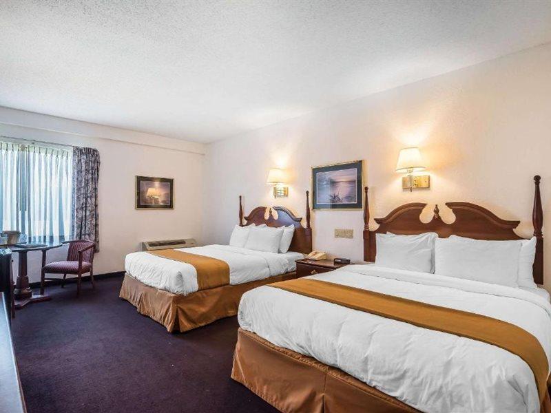 Quality Inn & Suites Albany Airport Latham Exterior foto