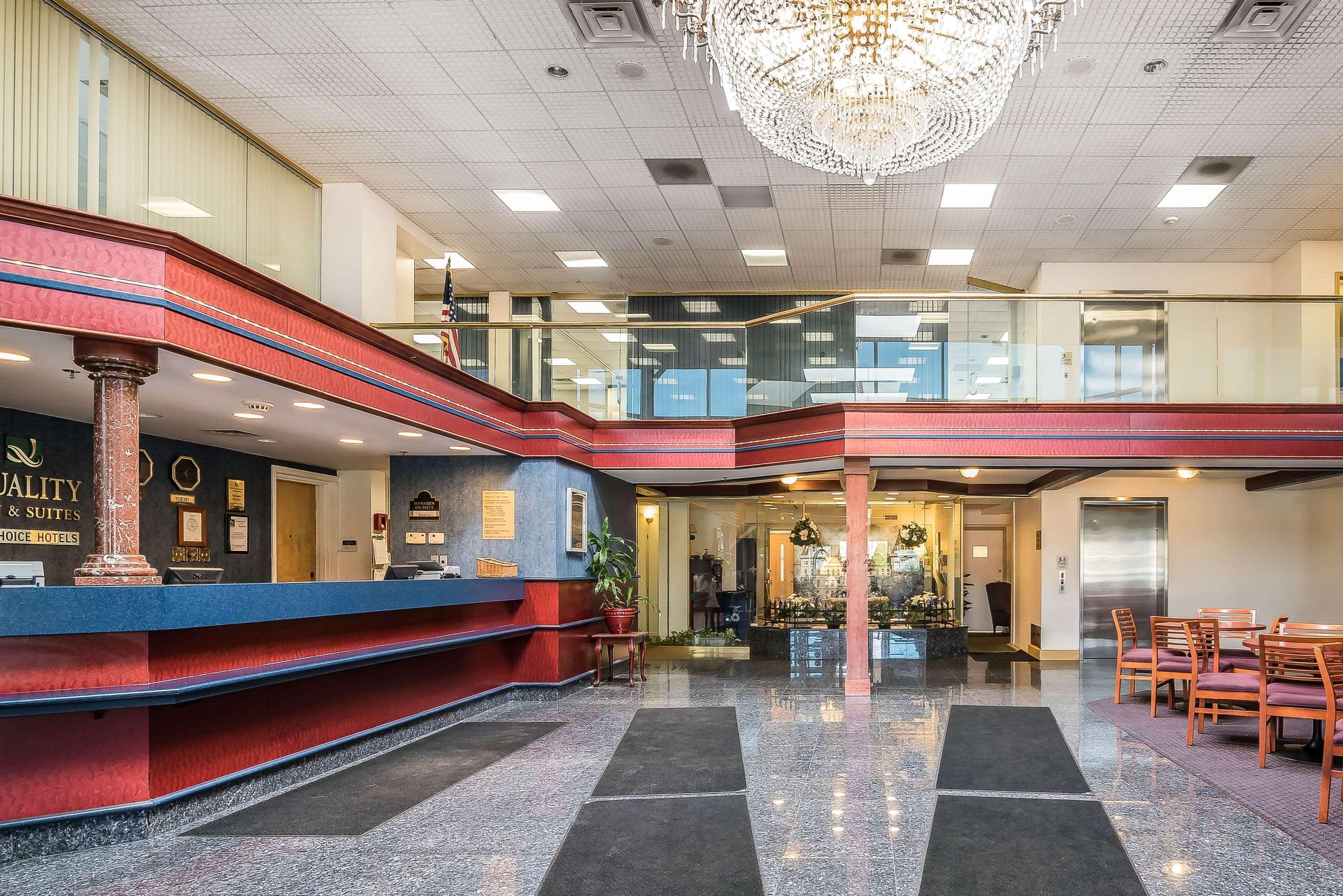 Quality Inn & Suites Albany Airport Latham Exterior foto